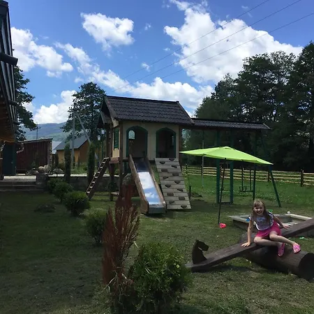 Eco House Butinar *